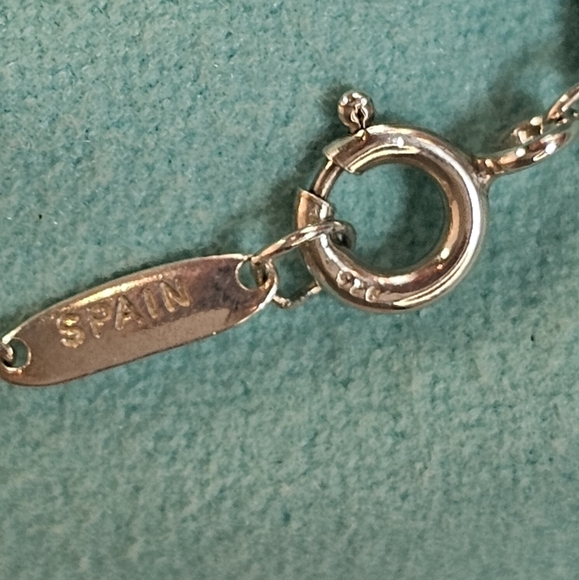 💗Tiffany & Co. Full Heart Elsa Peretti 925 Sterling Silver Vintage Necklace✨ - Picture 10 of 16